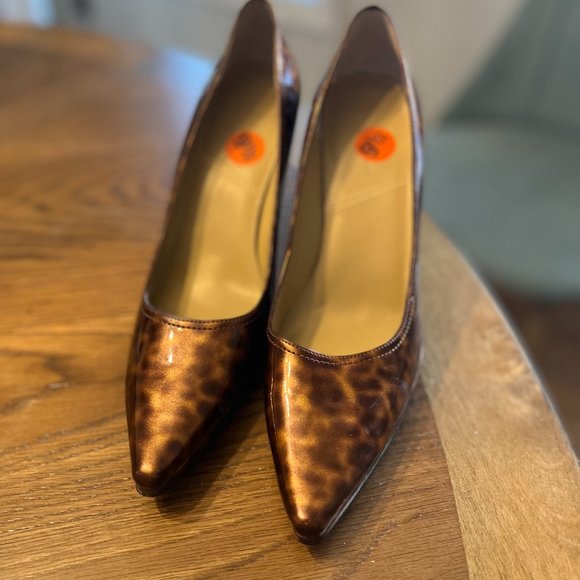 Tahari Calypso Tortoise Shell Heel Size 9.5 - Picture 4 of 10